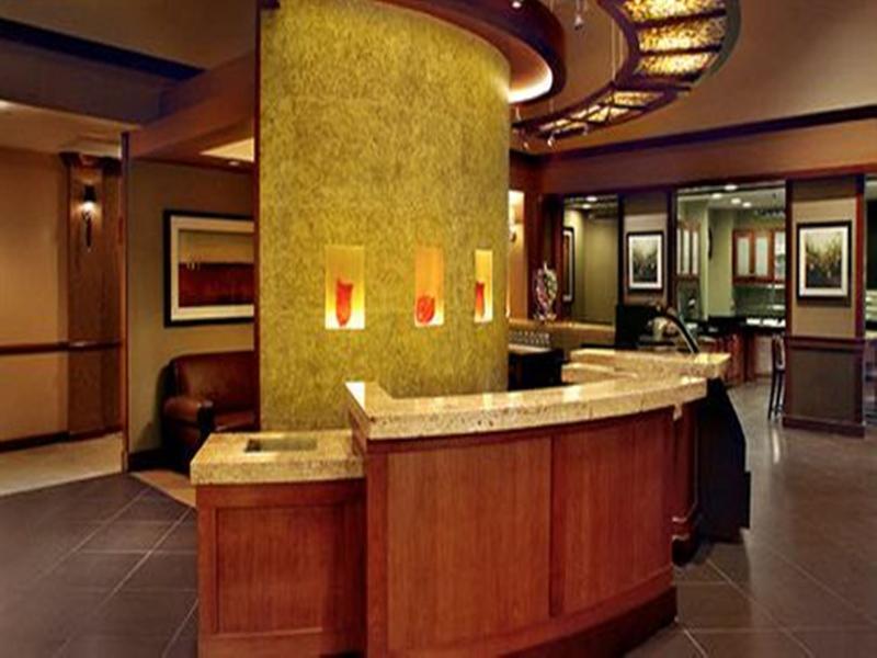 Comfort Suites Milwaukee West Εξωτερικό φωτογραφία